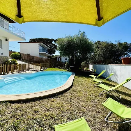 Semesterbostad Moana Costabravasi