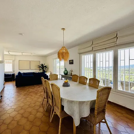 Moana Costabravasi Semesterbostad *